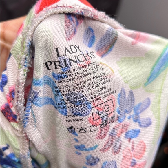 Lady Princess Floral Women's Shorts with Blue Lace Trim - Picture 3 of 6